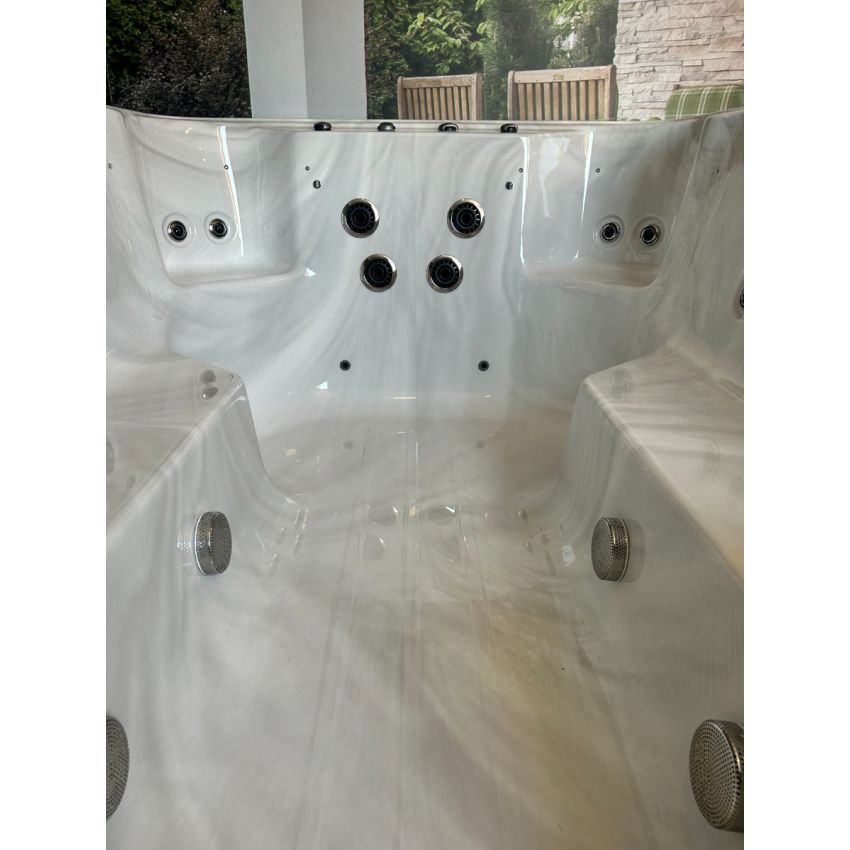 EcoSpa 400S 3.9m Party Spa