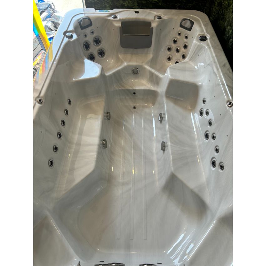 EcoSpa 400S 3.9m Party Spa