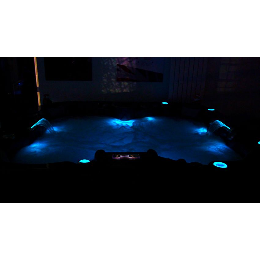 Pre-Loved Jubilee Hot Tub 