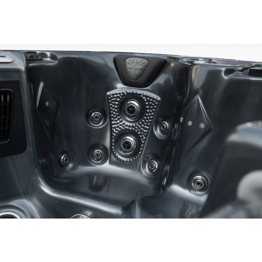 Grayling™ 3-4 Person Hot Tub