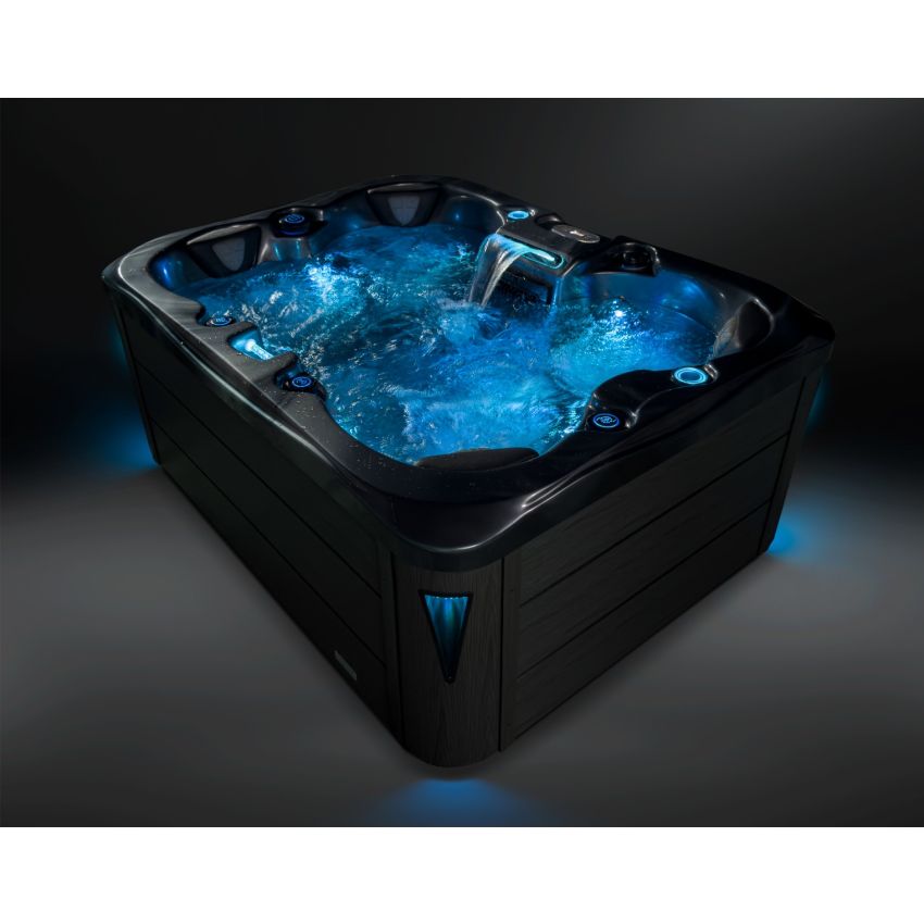 Grayling™ 3-4 Person Hot Tub