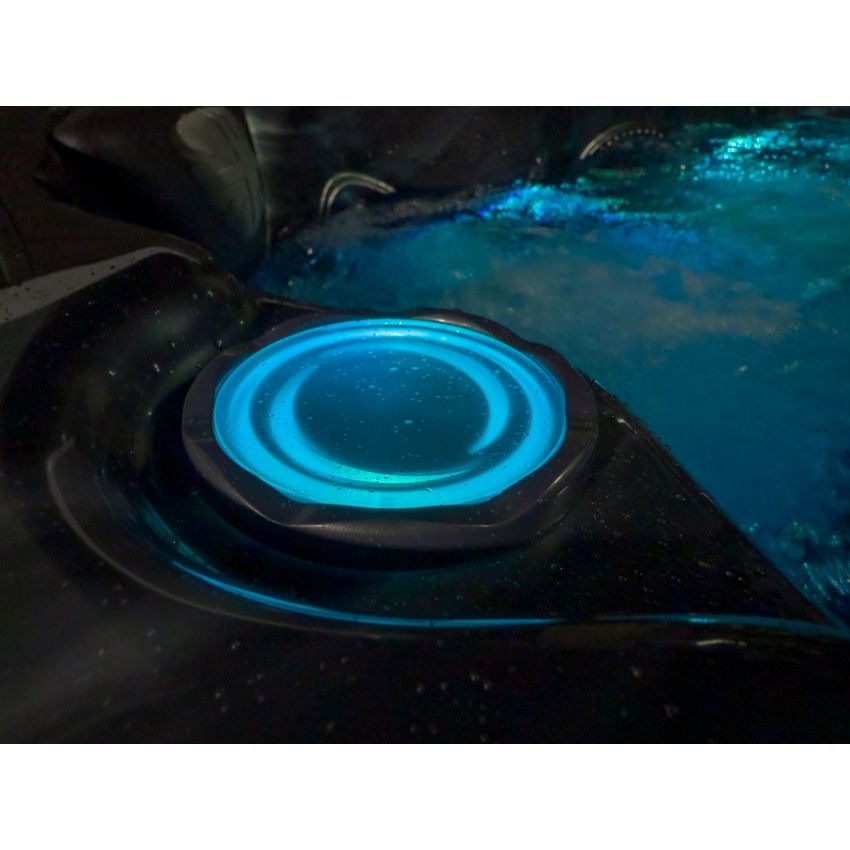 Viceroy™ 4 Person Hot Tub