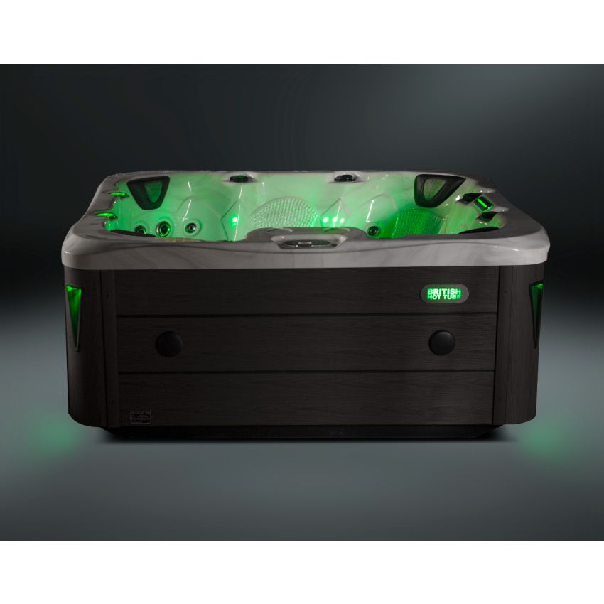 Monarch™ 7 Person Hot Tub
