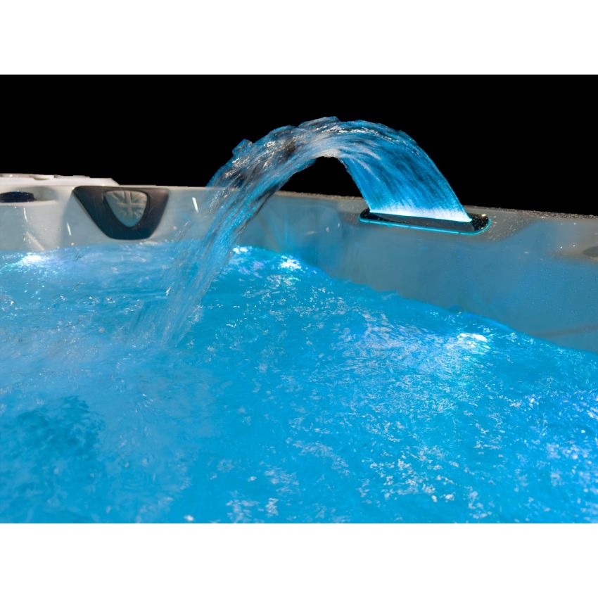 Viceroy™ 4 Person Hot Tub