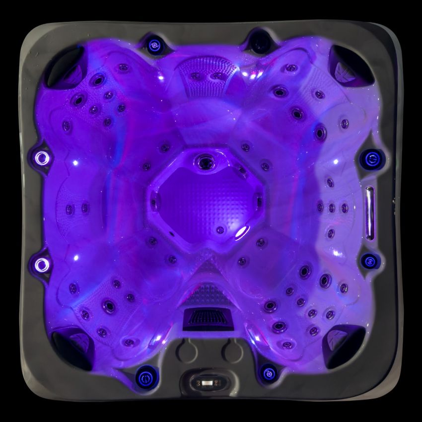 Monarch™ 7 Person Hot Tub