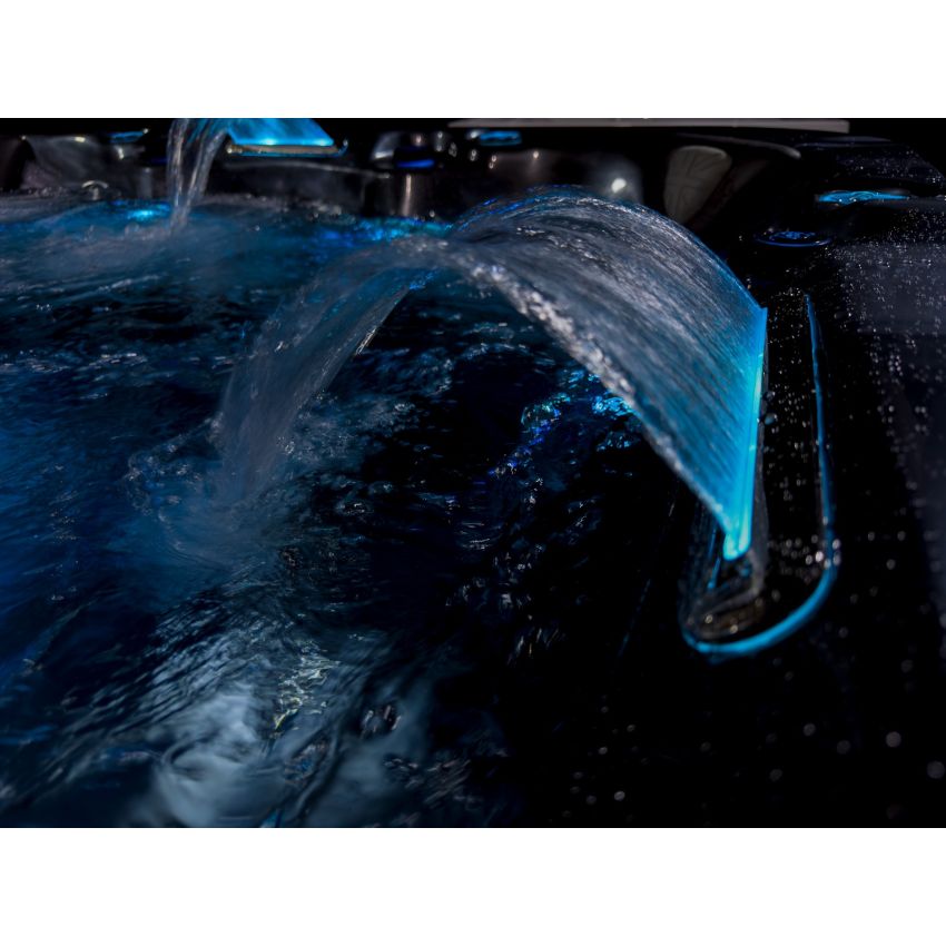 Emperor™ 6 Person Lounger Hot Tub