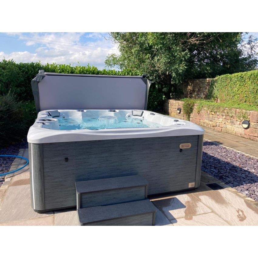 Sterling Hot Tub™
