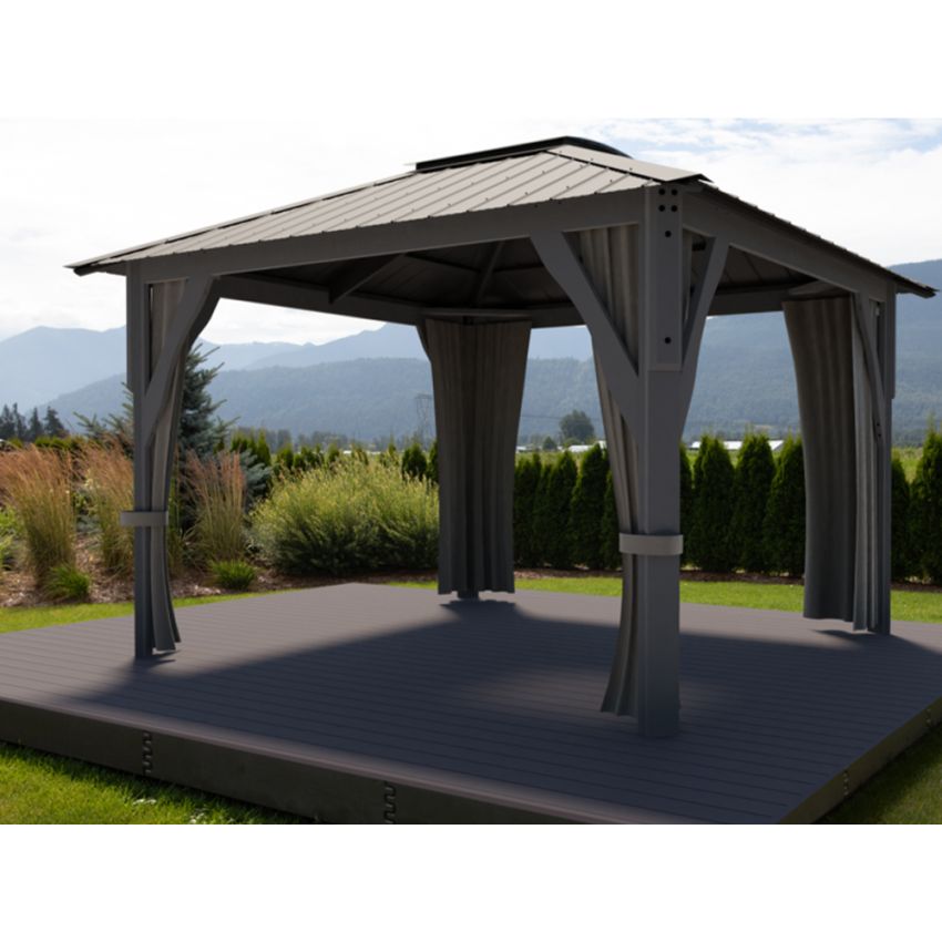 Ex-display Visscher 11x11ft Sierra Gazebo with 1 Louvre