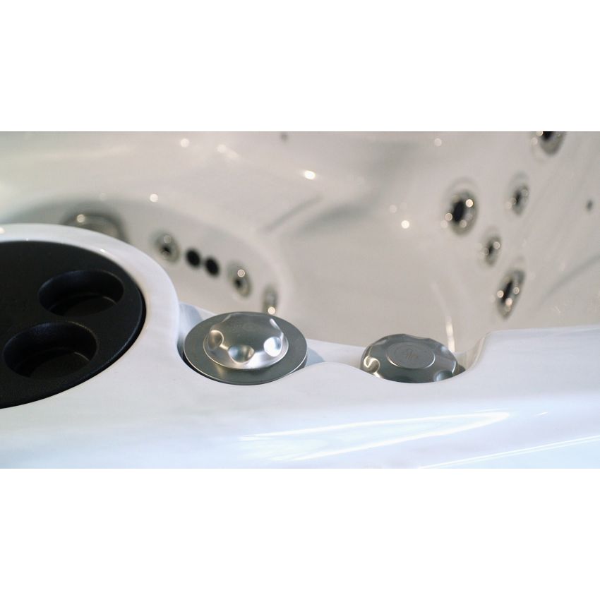 Pre-Loved Jubilee Hot Tub 