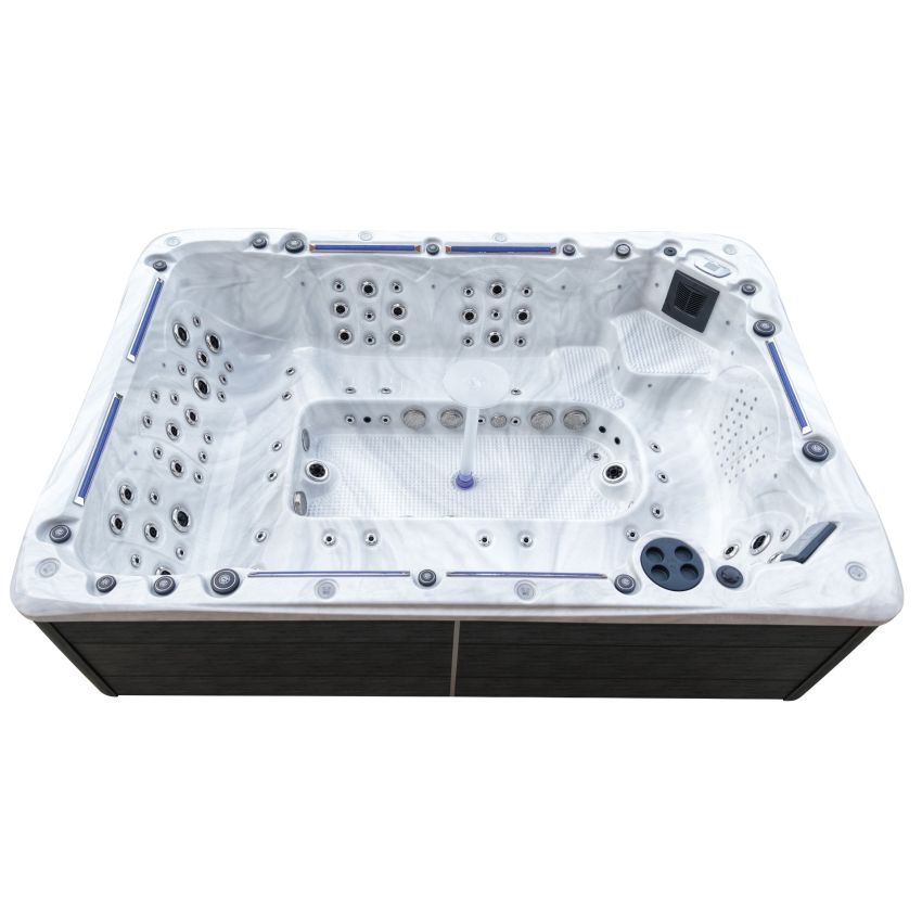 Buckingham Hot Tub™