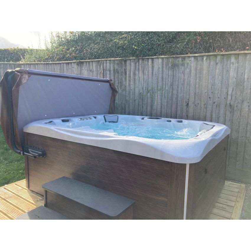 Westwood Hot Tub™