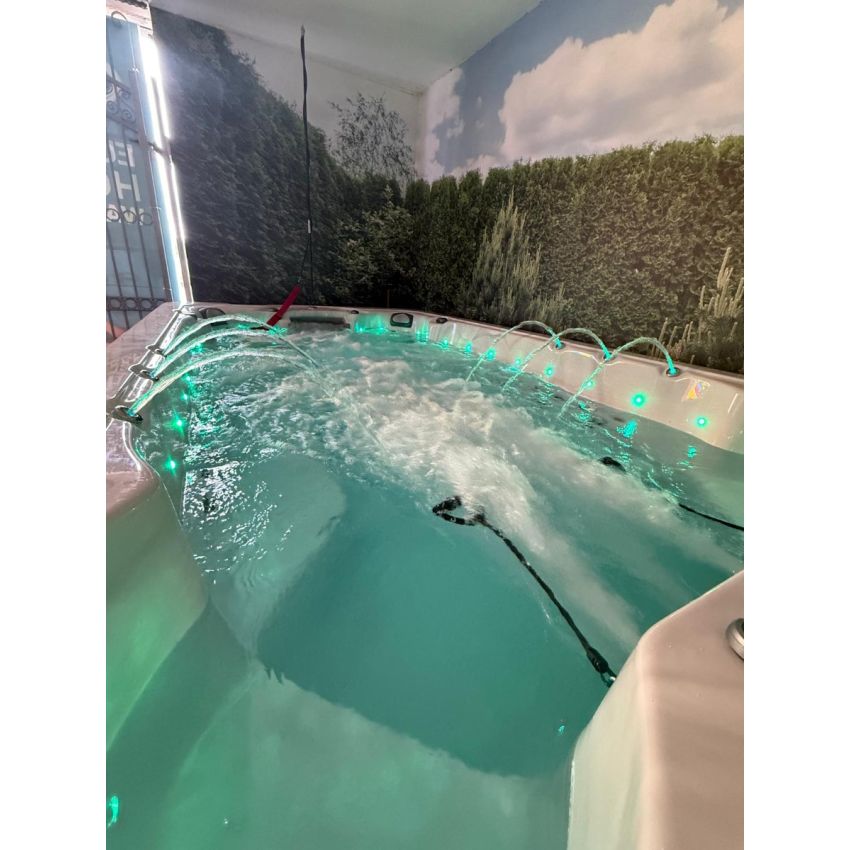 EcoSpa 400S 3.9m Party Spa