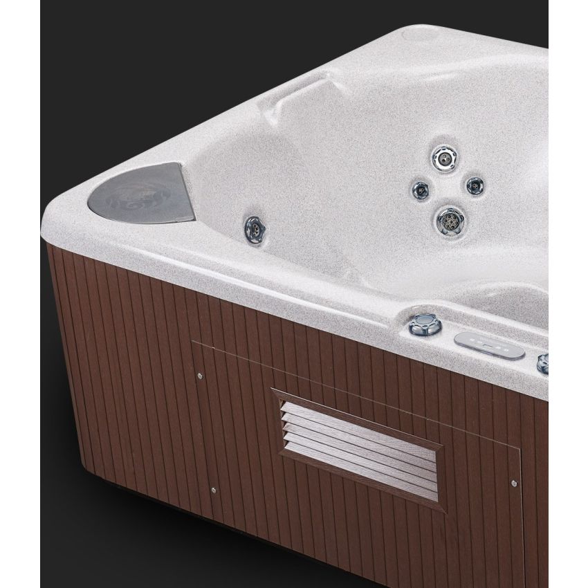 PRE-LOVED BEACHCOMBER 340 LEEP