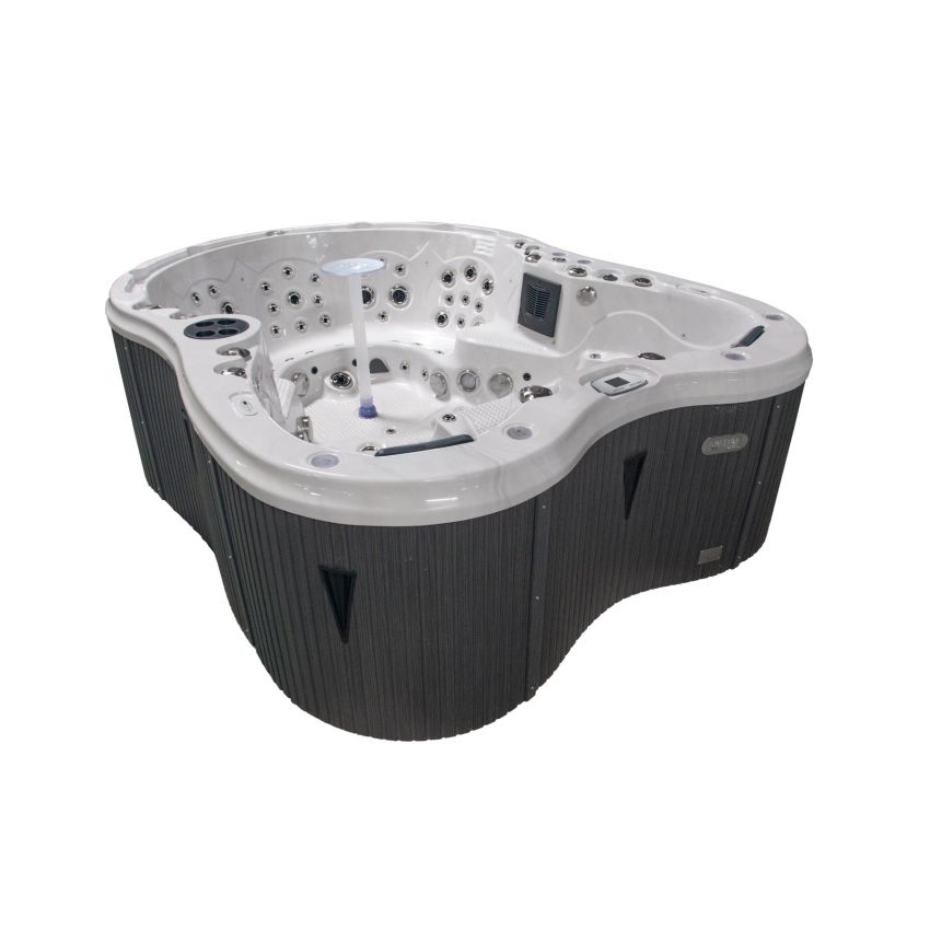  Britannia Hot Tub™