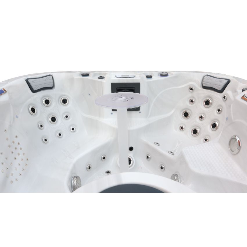 Kensington Hot Tub™