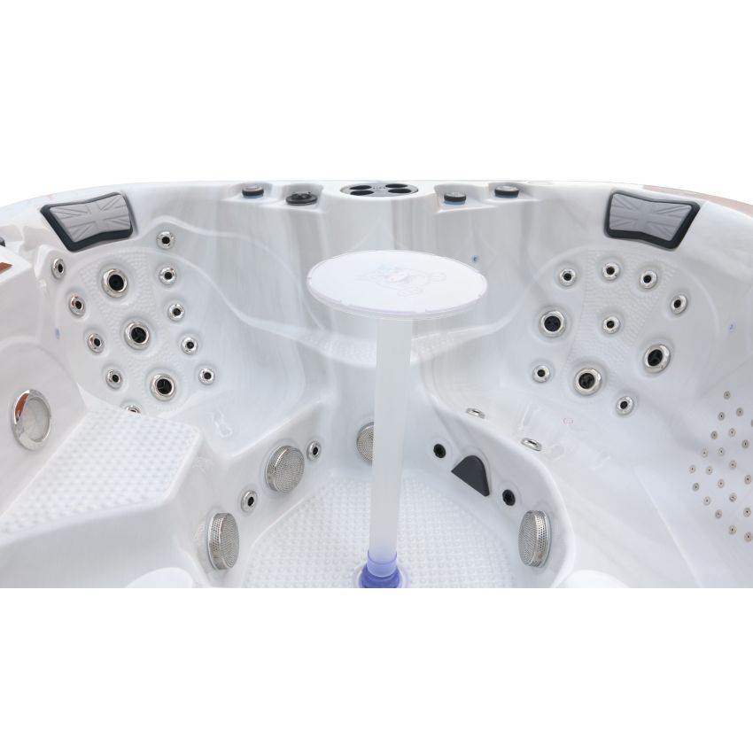Kensington Hot Tub™