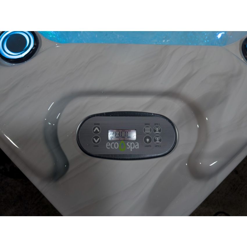 Admiral™ 5 Person Hot Tub