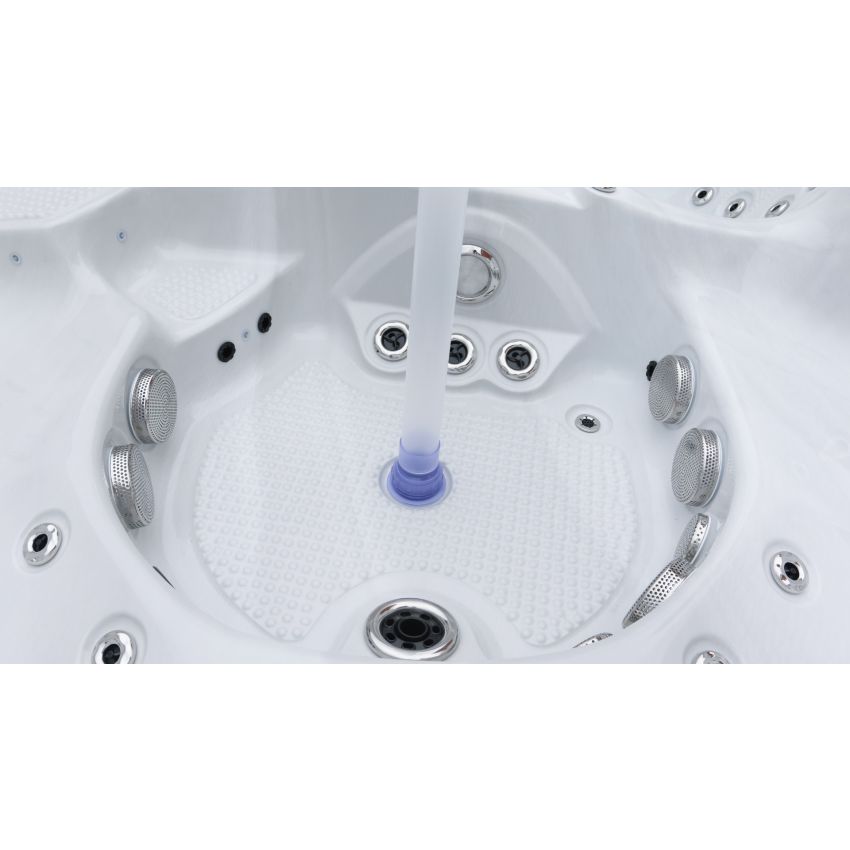 Ex-display Empire Hot Tub™